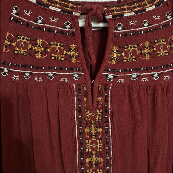 American Eagle Red Embroidered Boho Blouse - Picture 2 of 4
